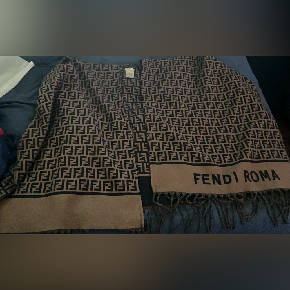 Fendi Brown and Black FF Logo Knit Cardigan Rep - Picture 4 of 6